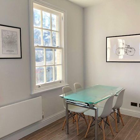Stylish Maisonette And Studio In Victoria ロンドン エクステリア 写真