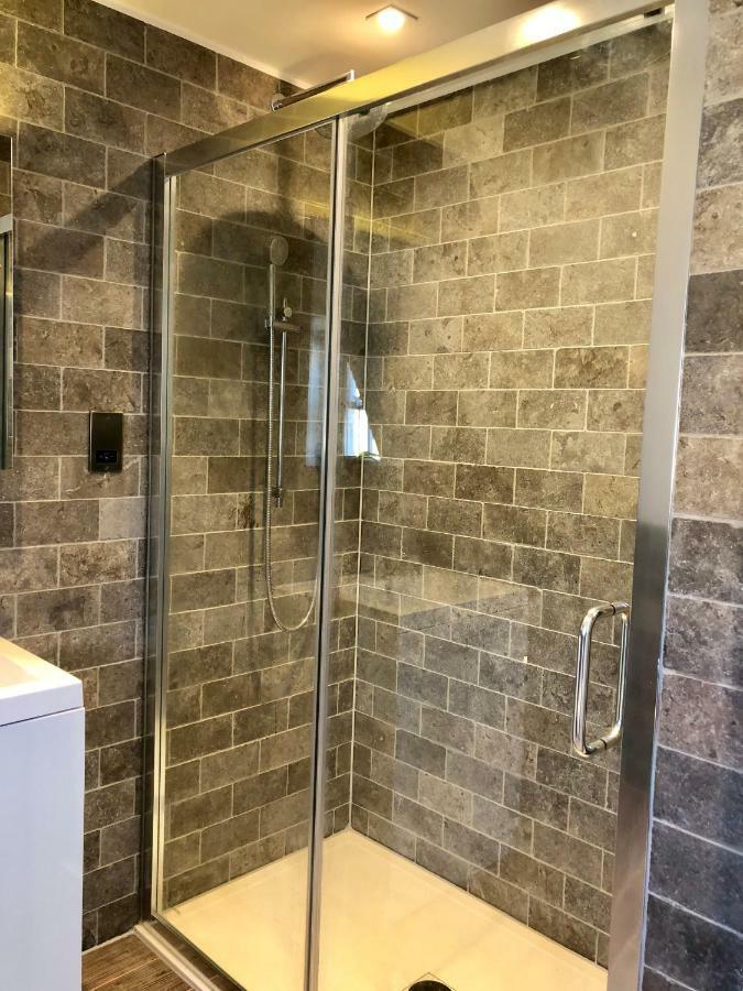 Stylish Maisonette And Studio In Victoria ロンドン エクステリア 写真