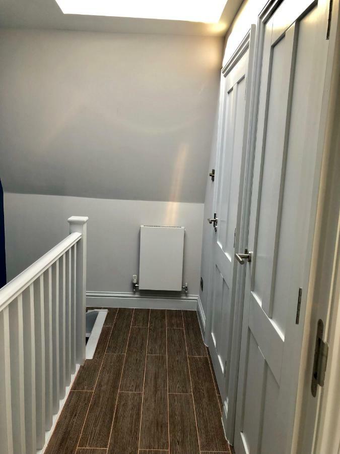 Stylish Maisonette And Studio In Victoria ロンドン エクステリア 写真