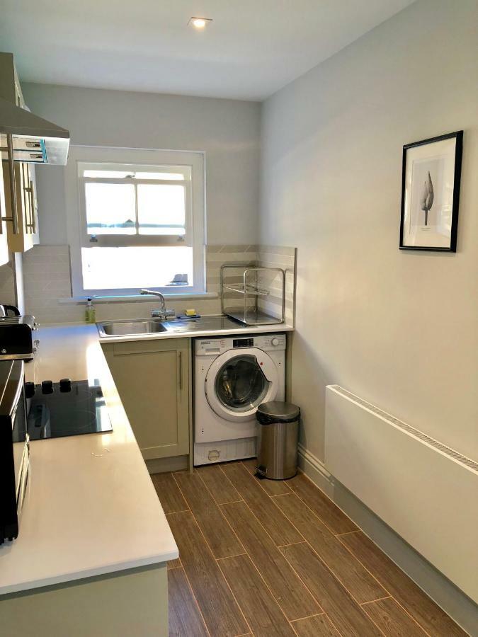 Stylish Maisonette And Studio In Victoria ロンドン エクステリア 写真