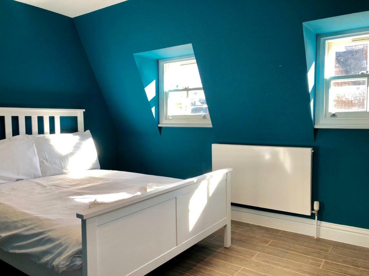 Stylish Maisonette And Studio In Victoria ロンドン エクステリア 写真