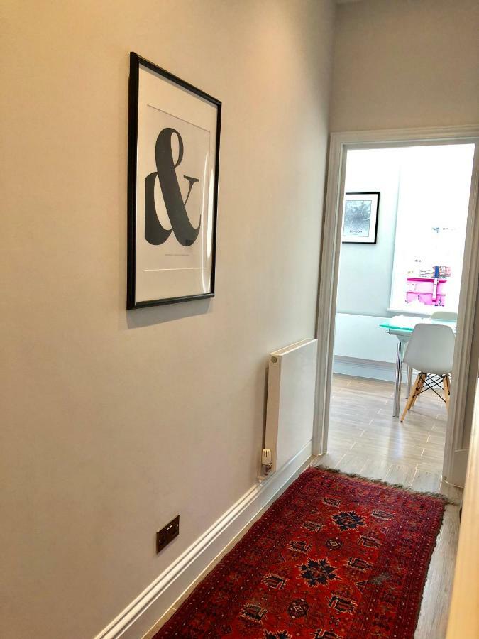Stylish Maisonette And Studio In Victoria ロンドン エクステリア 写真