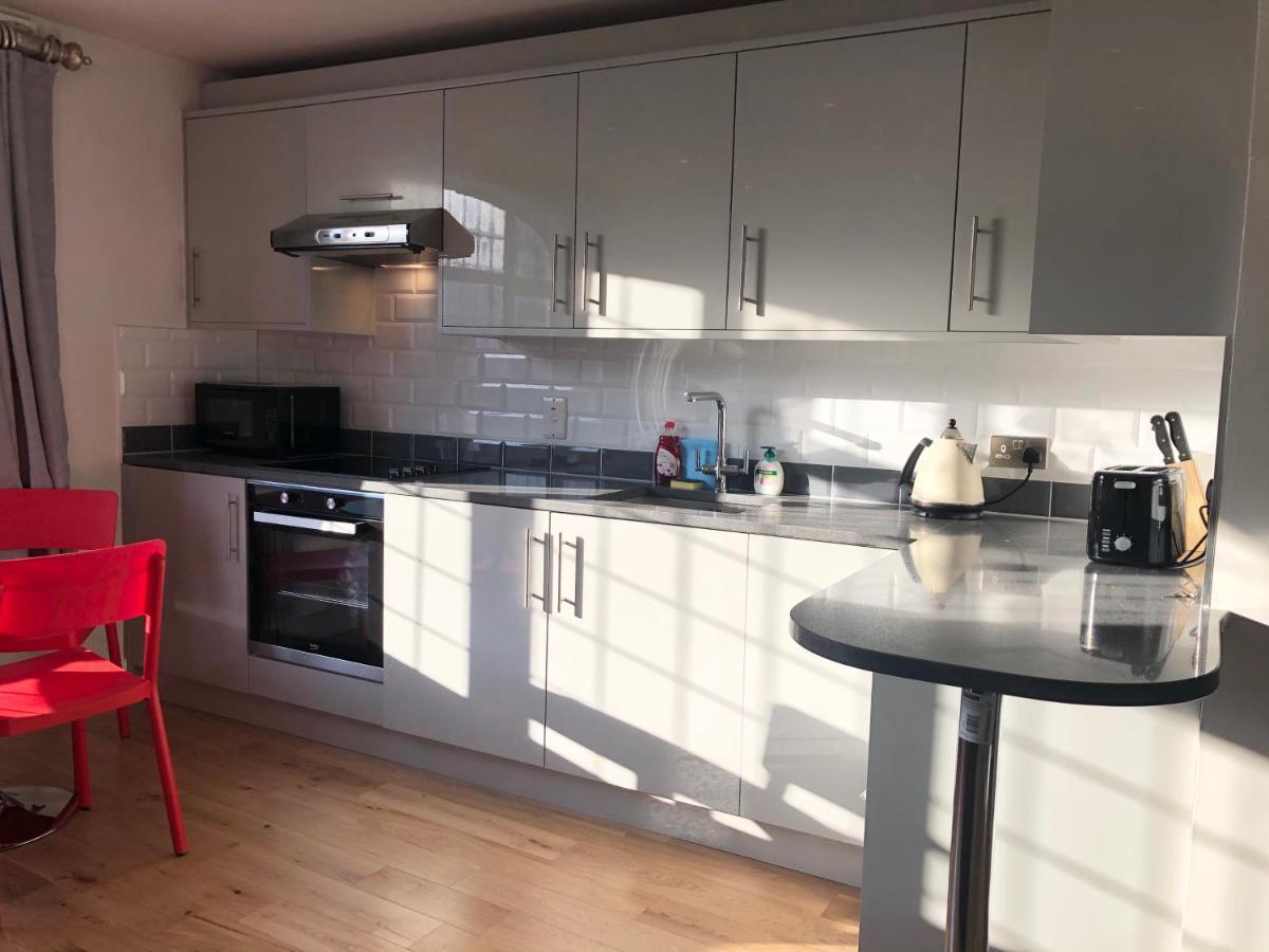 Stylish Maisonette And Studio In Victoria ロンドン エクステリア 写真
